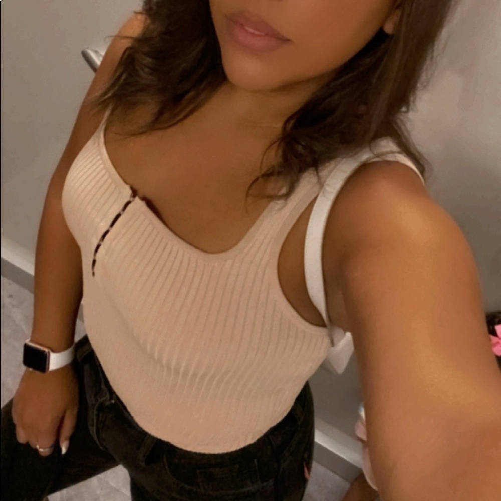 GUESS bodysuit - Picture 2 of 2